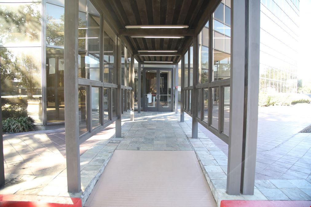 9801 Westheimer Rd