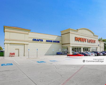 Preview of commercial space at 14902 Preston Road
