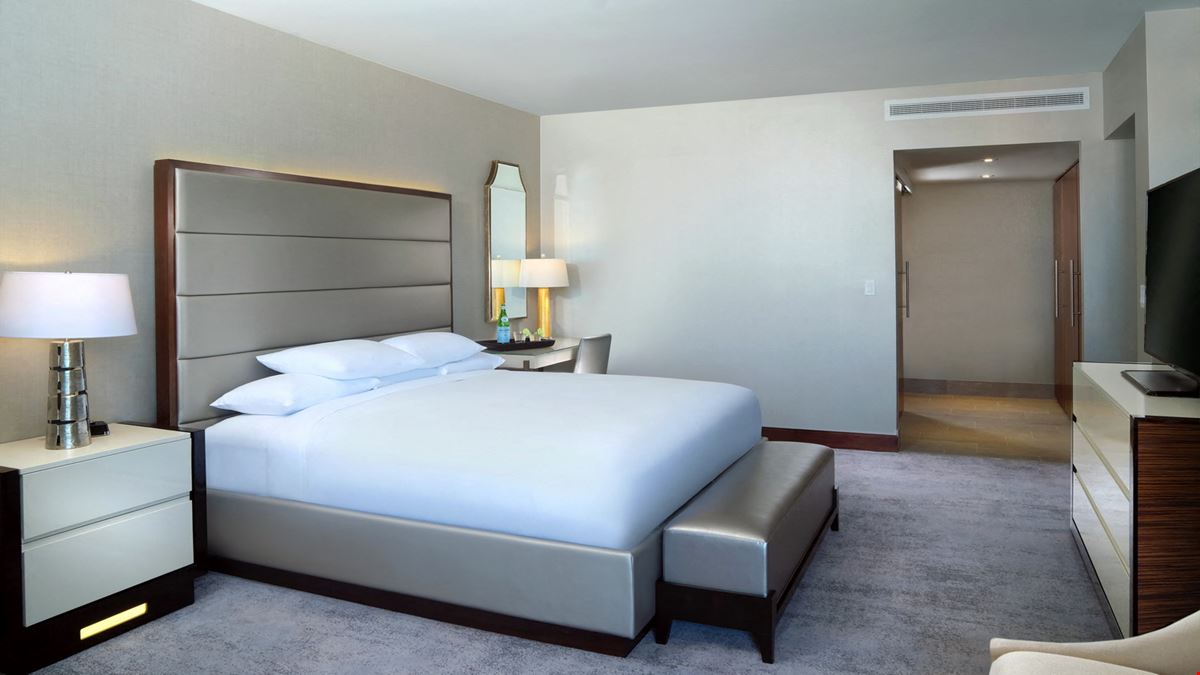 Hilton Marco Island Beach Resort & Spa
