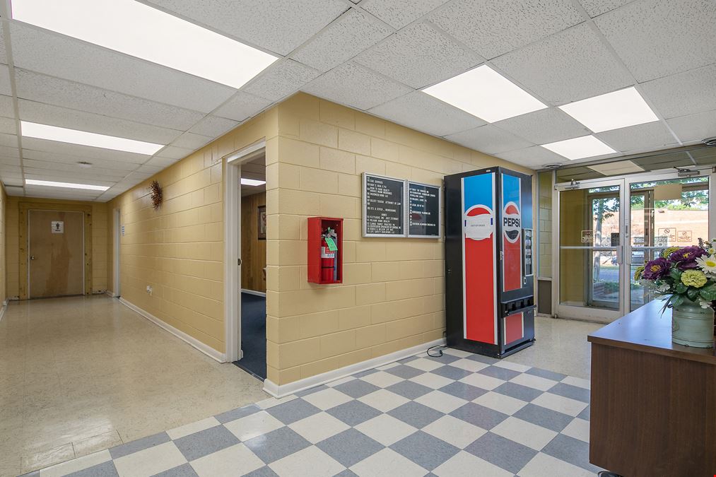15,000 Square Feet Office Building
