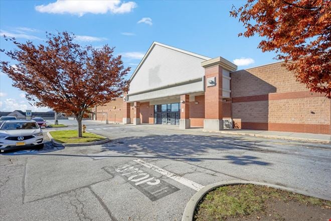 Preview of Industrial space for Rent at 374 Windsor Highway