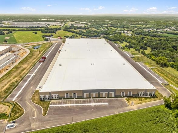 Preview of Industrial space for Rent at 16730 National Pike