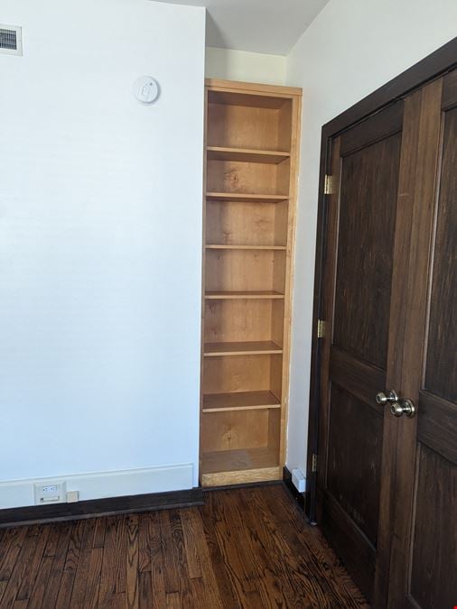125 N 4th St