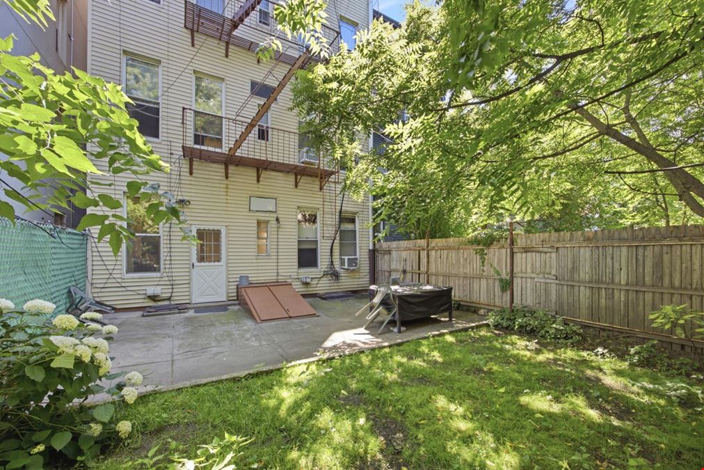 317 Eckford St
