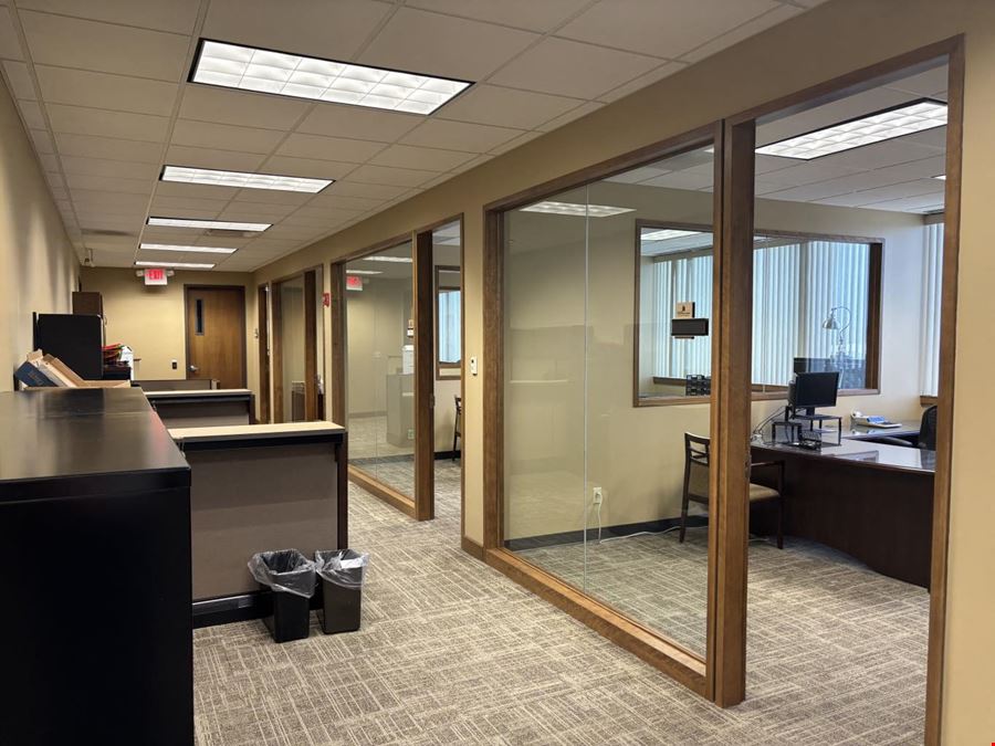 100 E Kimberly Road, Suite 403, Davenport, IA
