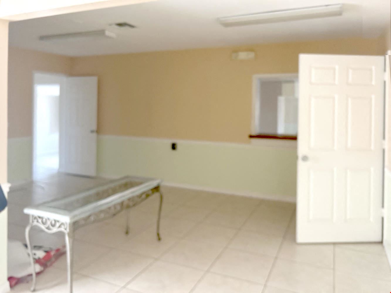 4,691 +/- SQFT FREESTANDING office space