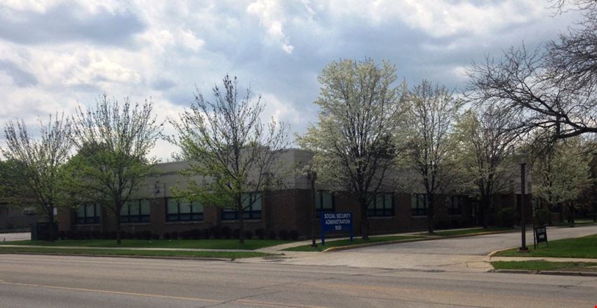 Preview of Office space for Rent at 1930 North Lewis Avenue