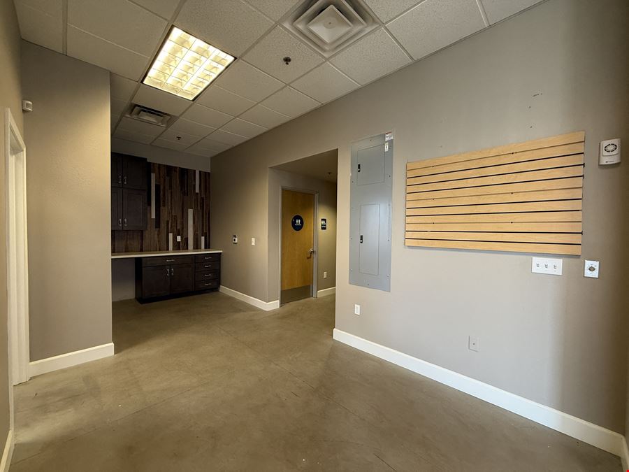 73700 Dinah Shore Drive Suite 207, Palm Desert, CA 92211, USA