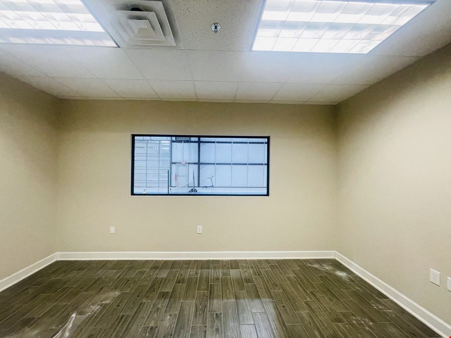 202 Industrial Blvd #806 Flex Warehouse