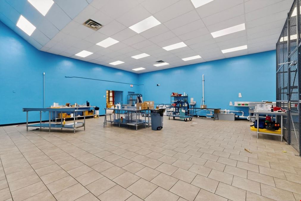 FLEX/WAREHOUSE/OFFICE/YARD/3-PHASE