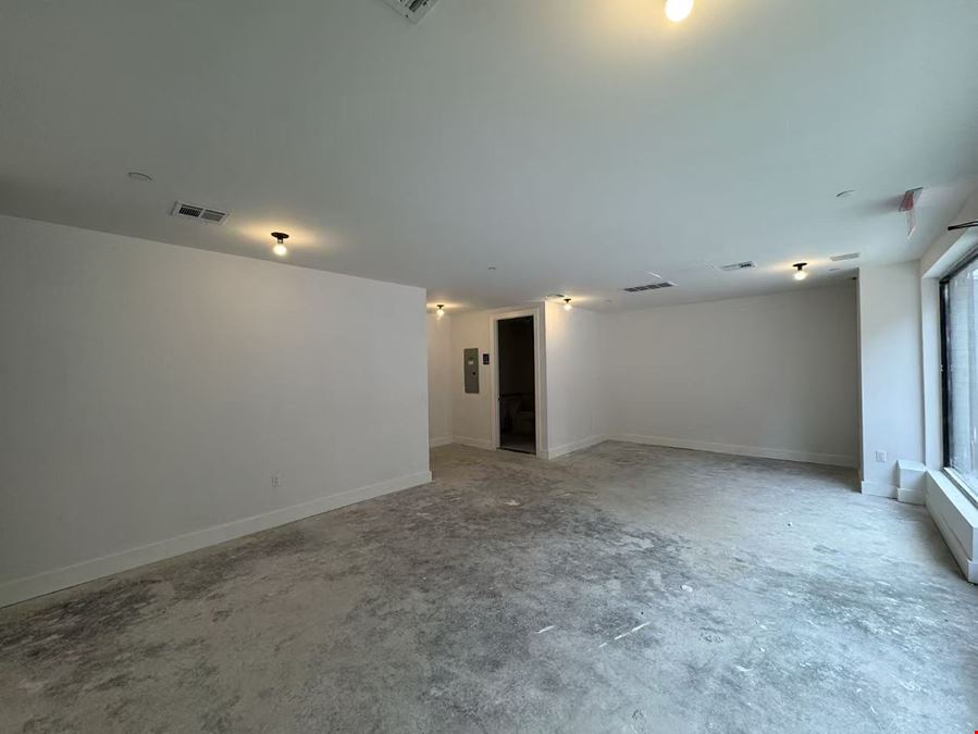 43-25 52nd St
