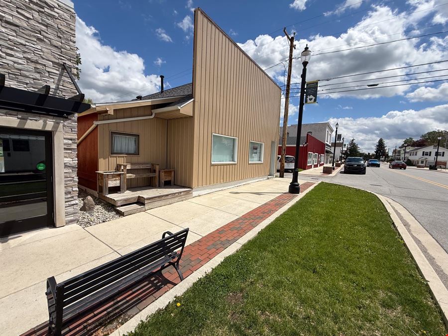 Downtown Leo Retail/Office