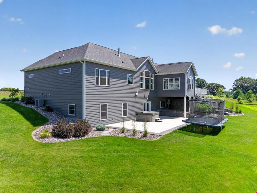 Rochester Premier 35 Acre Estate