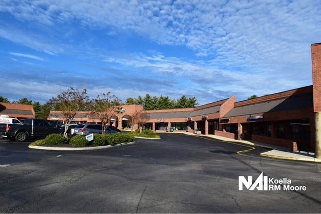 Preview of Retail space for Rent at 9307 Kingston Pike