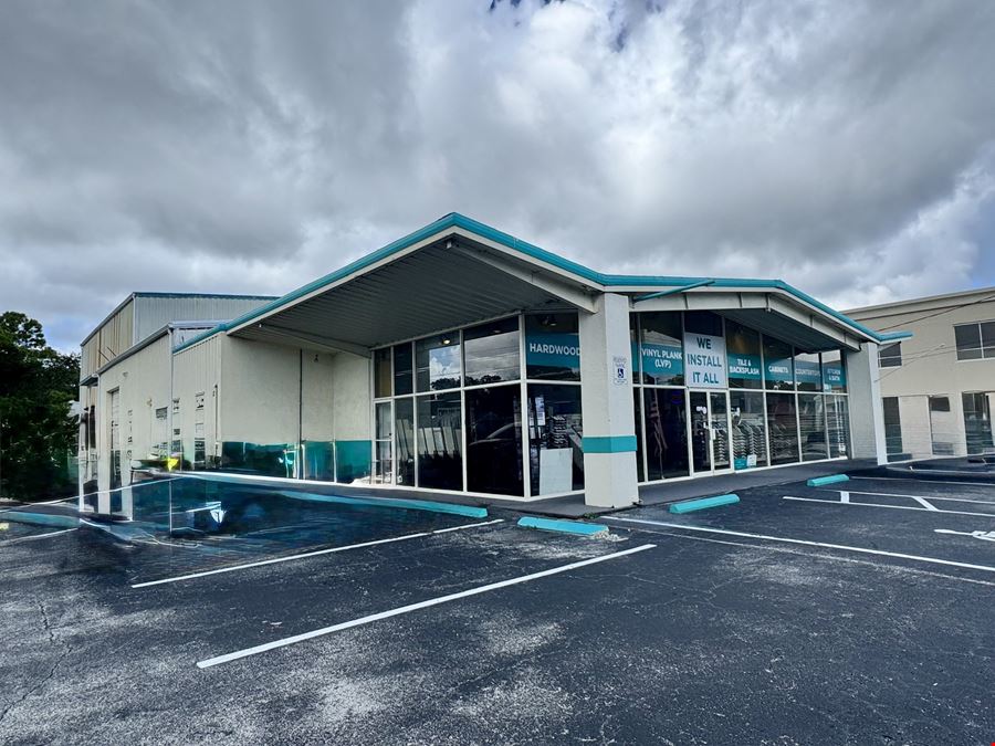 Showroom & Warehouse in Ormond Beach - 9,693 SF
