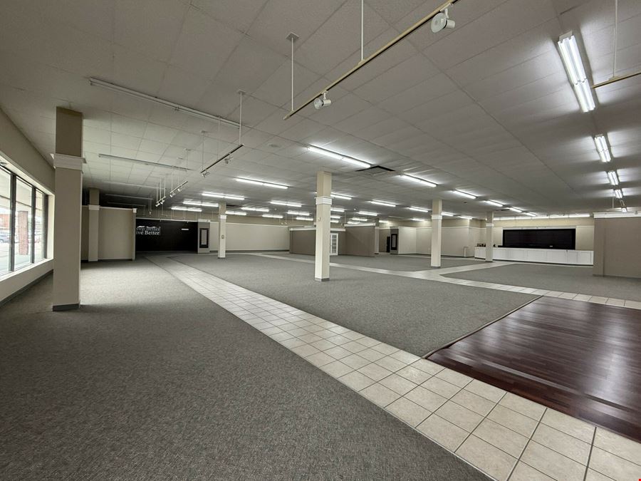 17,600+ SF Anchor Space Available