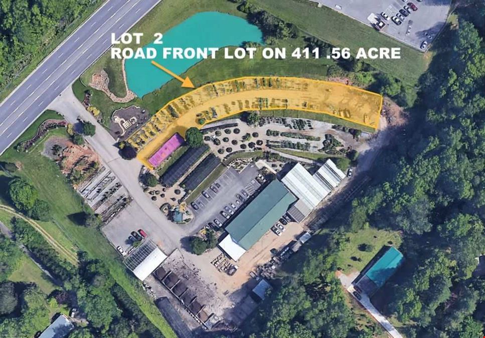 1 to 4 Storage / Outlet Lots for Lease