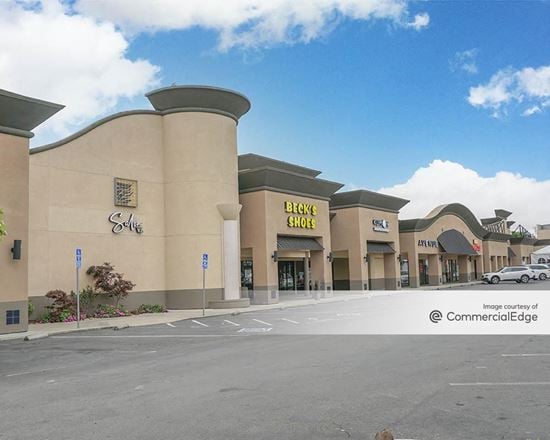 Preview of Retail space for Rent at 5200 Mowry Avenue