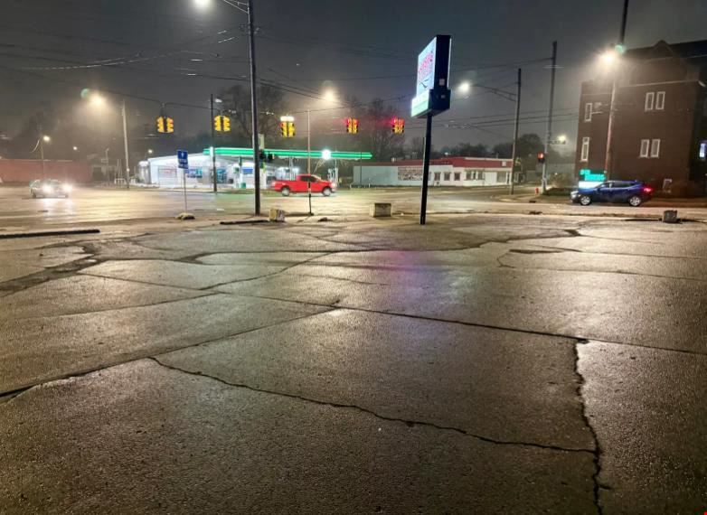 1901 S. Cedar St.