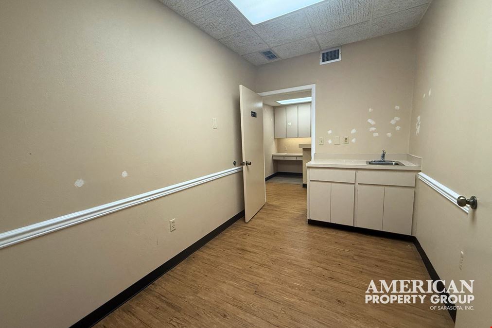 Medical Office Near Sarasota Memorial
