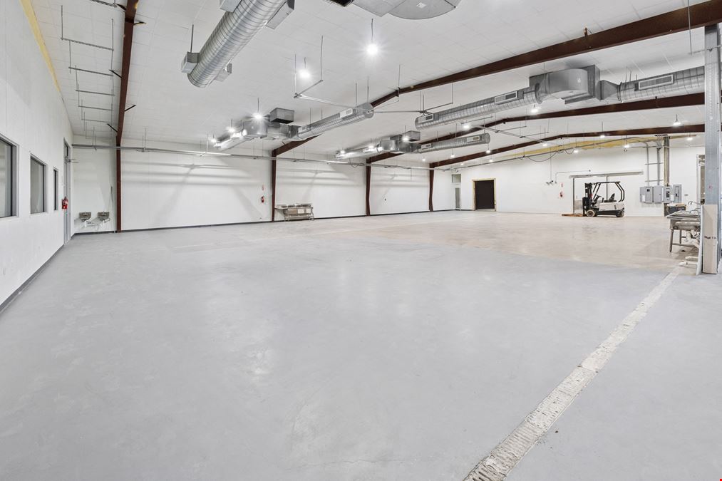 Modern Central Kitchen & Warehouse Facility