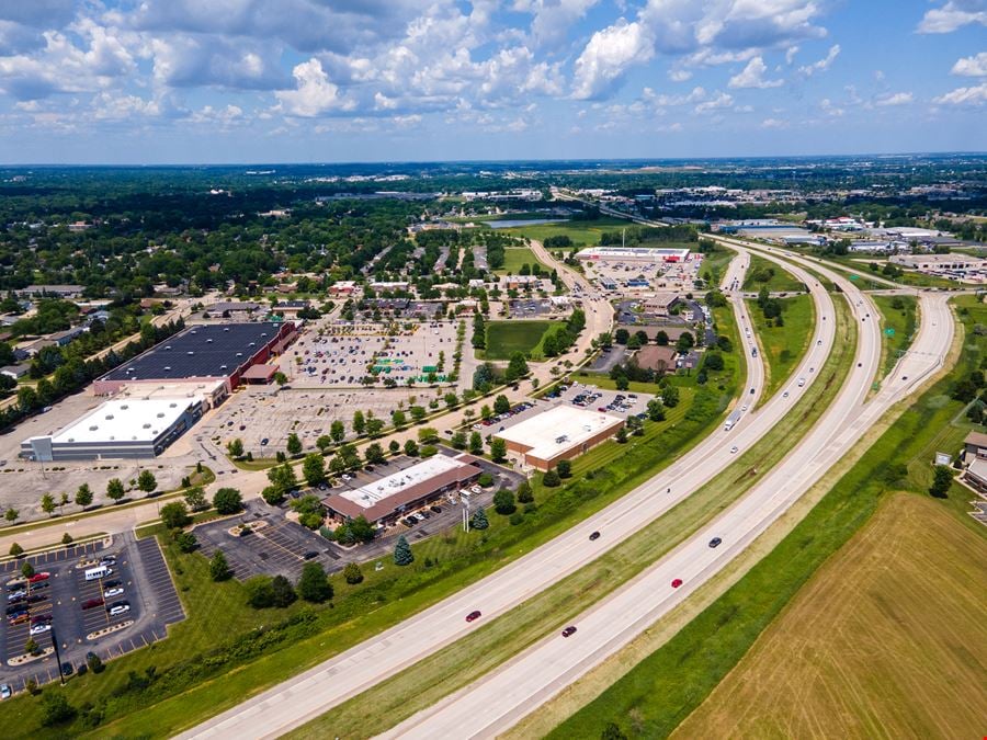 Kensington Strip Center | Appleton, WI