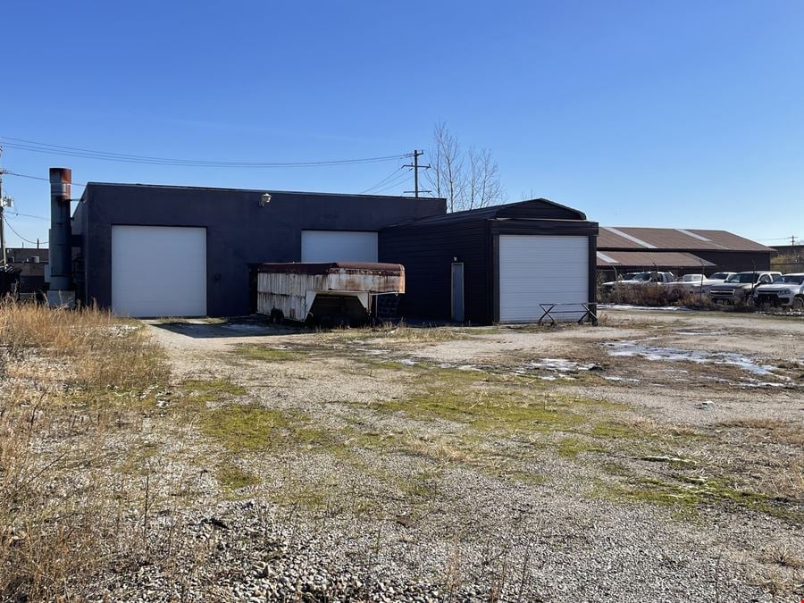 3270 Holeman Ave