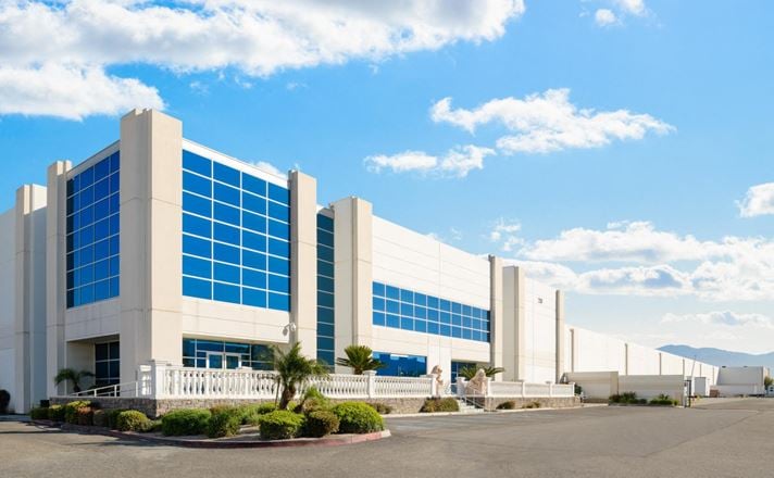 Preview of Industrial space for Rent at 218 Machlin Court