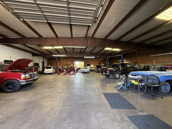 Preview of Retail space for Rent at 413 E Church St