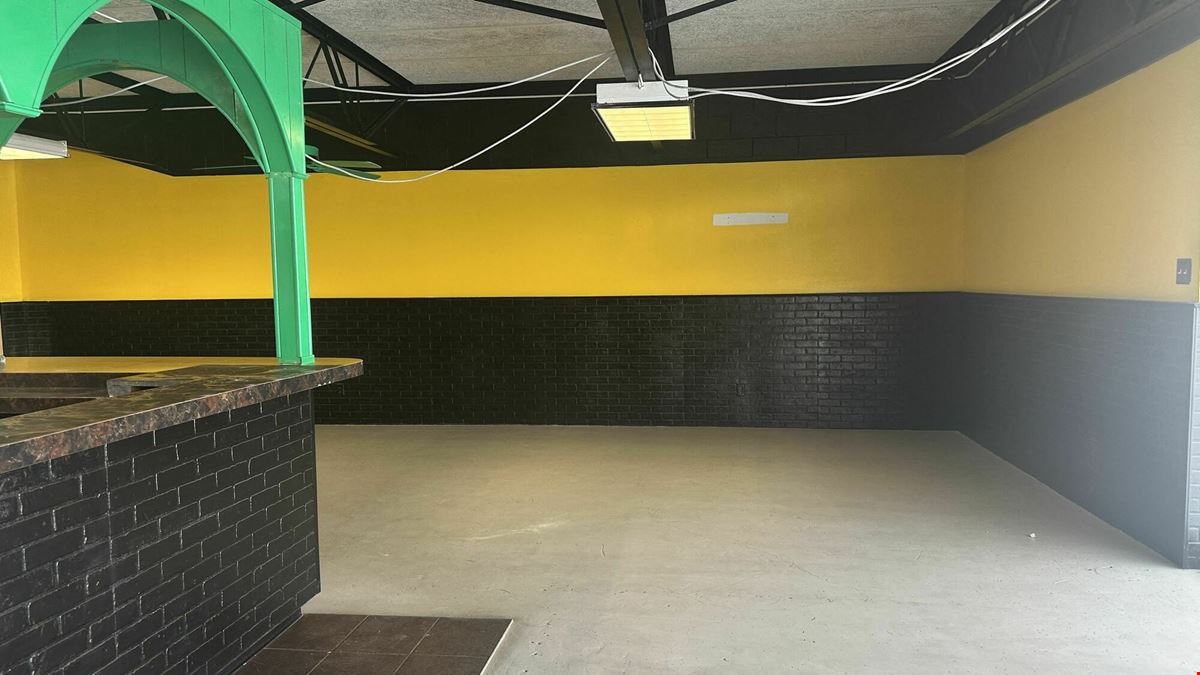 1233-1309 Eubank Blvd. NE