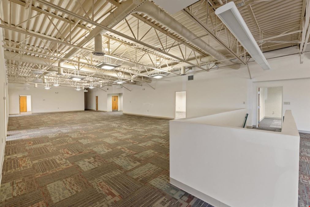 Midpark Road 2,600-22,000 SF Avail. Bus/Ind Park