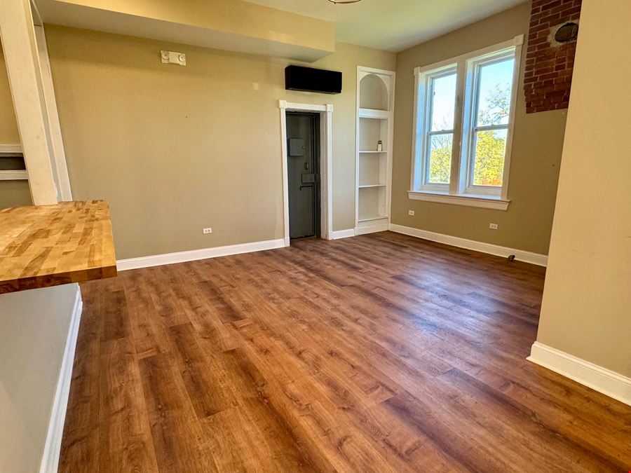 111 West Madison Street Unit F