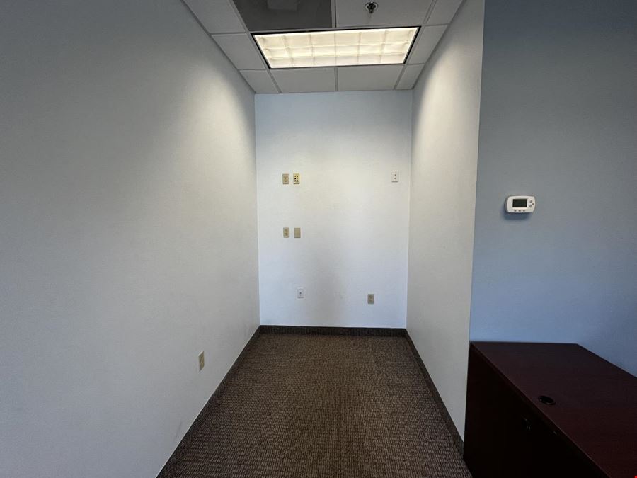Union Hills Centre Office Suites