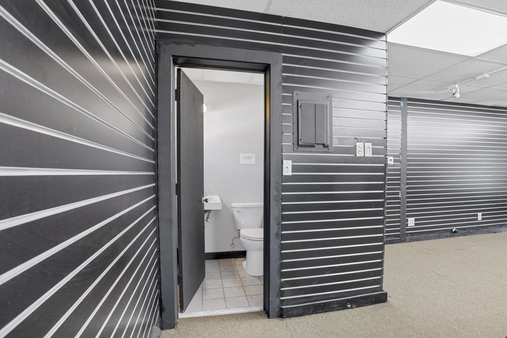 Office or Retail Spaces for Lease in Downtown Georgetown