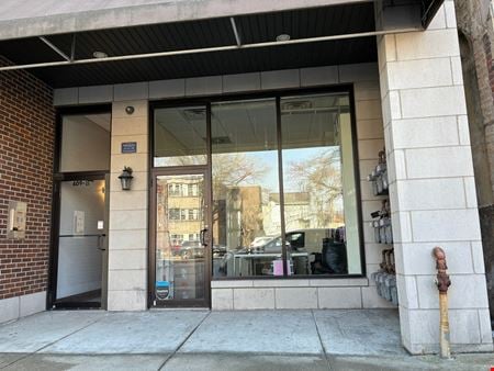 Preview of Retail space for Rent at 411 W North Avenue