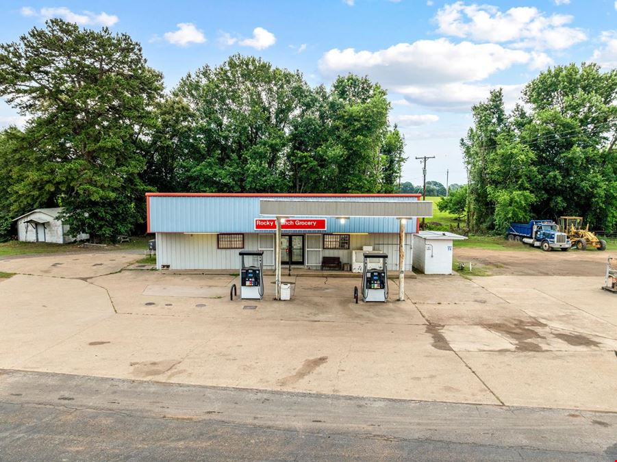 Convenience Store in Naples, TX for Sale