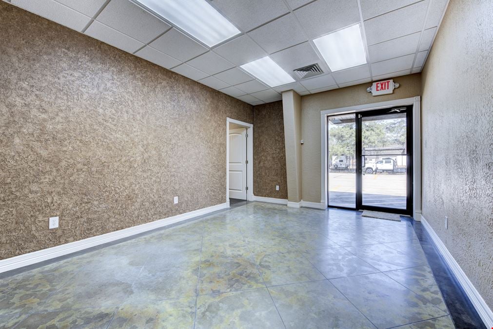 11180 Cox Rd, Conroe, TX  77385