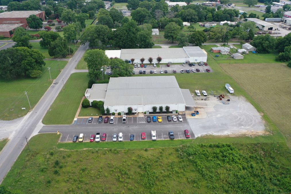1011 Cedar Lake Rd SE