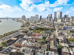 Historic French Quarter Multifamily Property w/ Penthouse