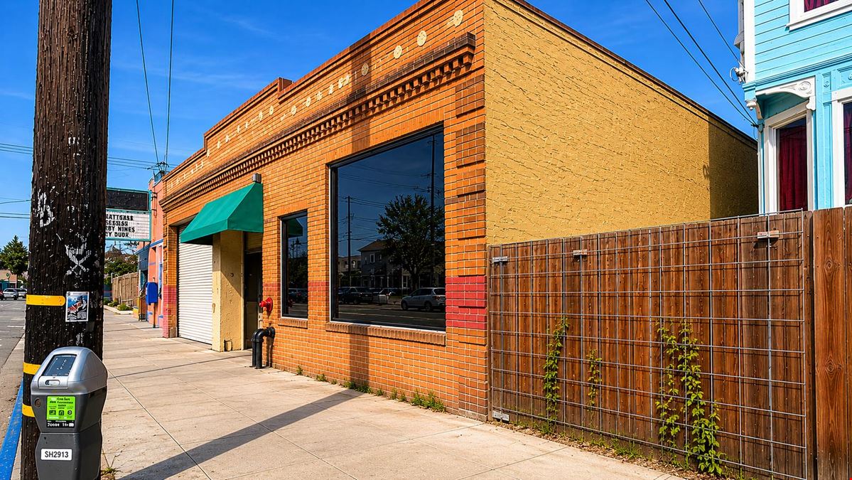 Creative Retail / Owner-User Opportunity