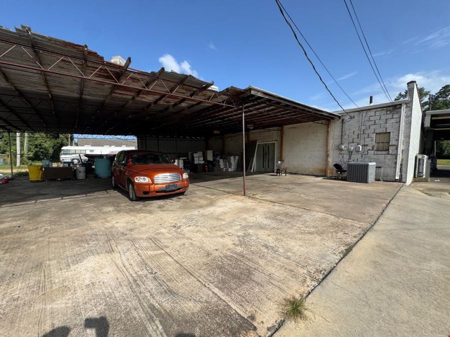 303 Clinton Blvd