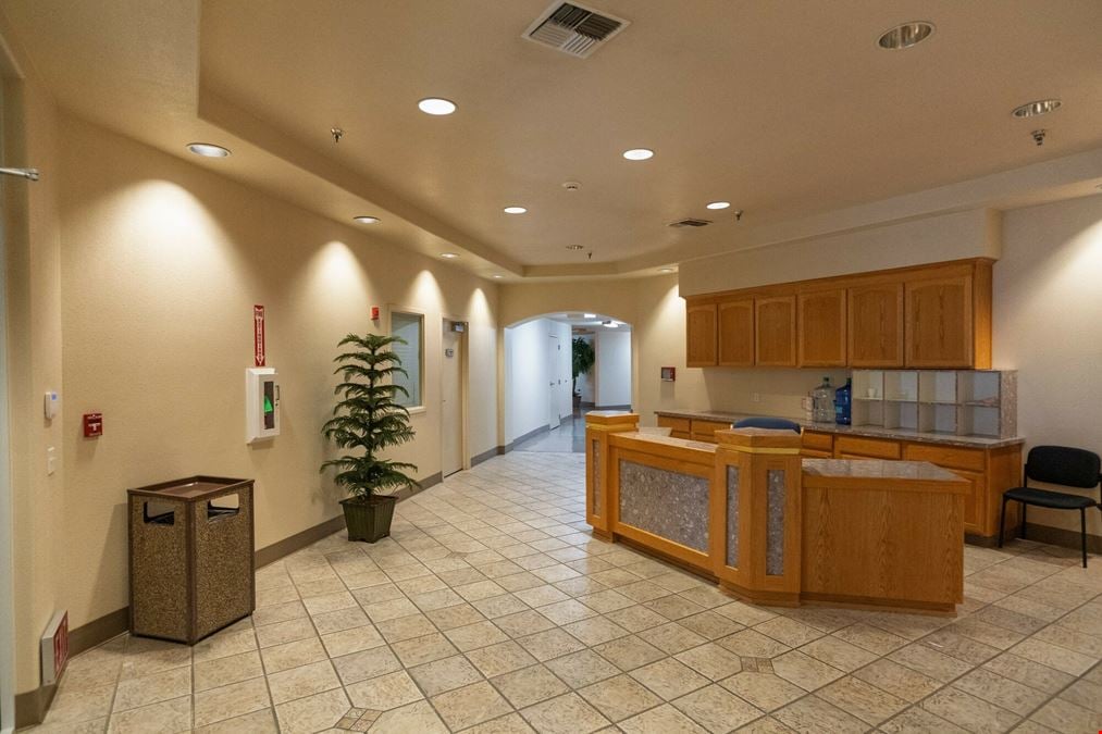 Lesher Drive | Suites B, C, D, & F Available