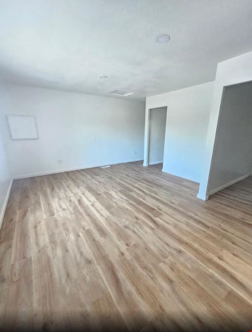 3135 Clayton Rd