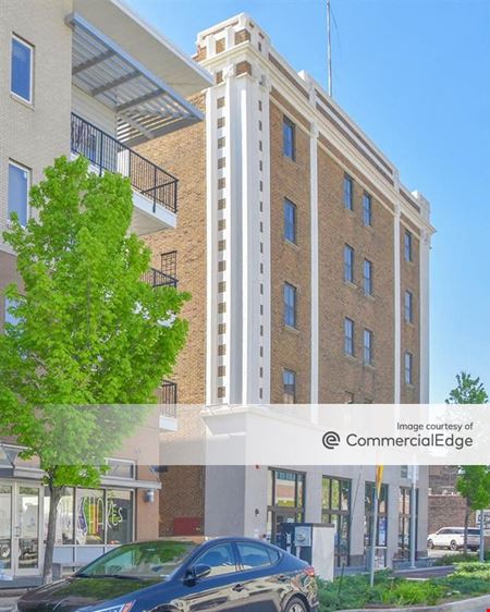 Preview of commercial space at 863 Massachusetts Avenue