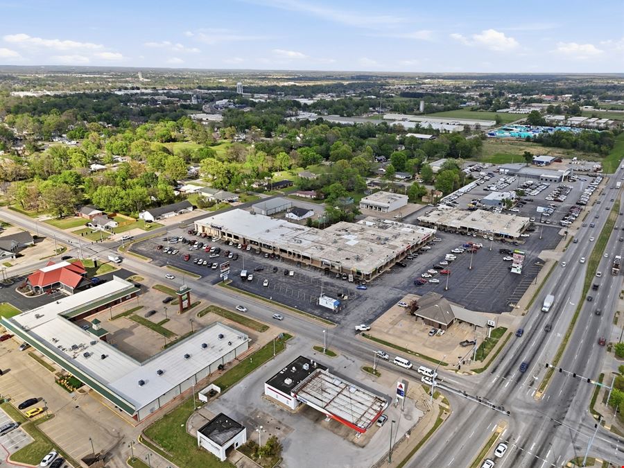 Highland Park Shopping Center