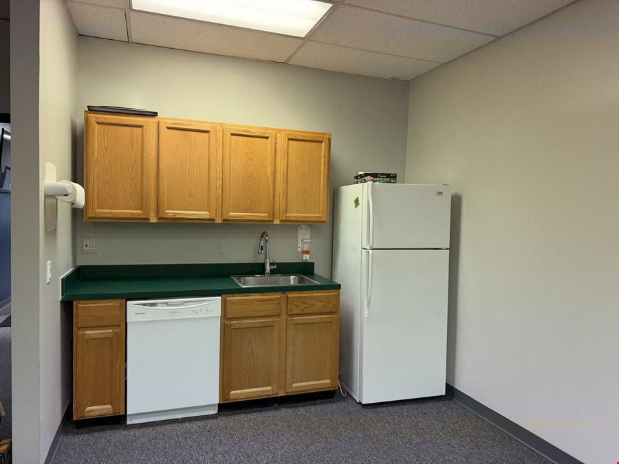 Office / High Tech / Research Suites for Sublease in Ann Arbor