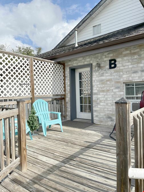 Victorian Oaks Apartments — 8-Unit Fully Furnished Multifamily | All Utilities Included | Bulverde, TX