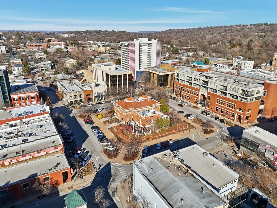 5 W Mountain St
