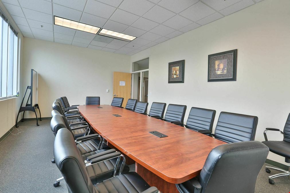 Gold Business Center
