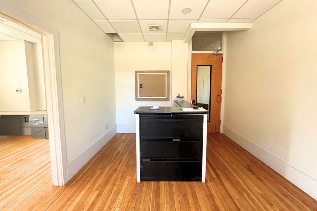 257 Washington Street Office